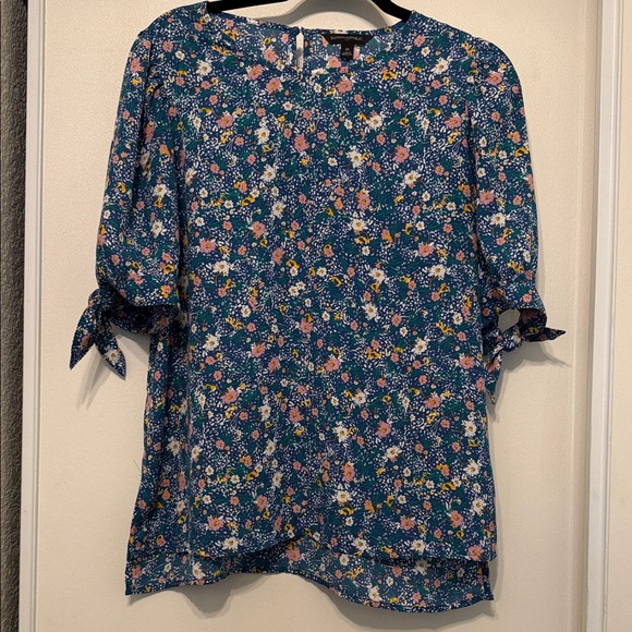 Banana Republic Tops - Banana Republic Floral Print Blouse - Blue and Pink